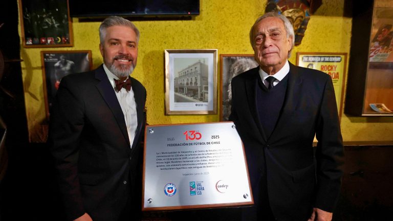 PLACA CONMEMORATIVA 130 AÑOS FFCH - COMUNICACIONES FFCH (1)